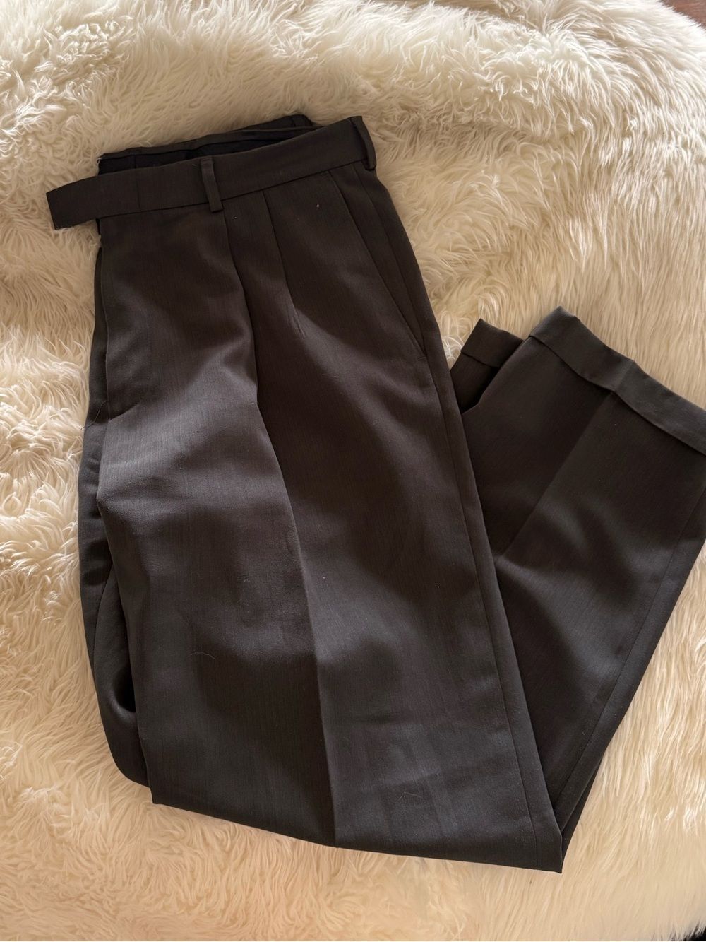 Men's Classic Gray Pleated Dress Pants